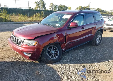 2019 Jeep Grand Cherokee Laredo E 4X4 z USA, uszkodzony, nr VIN 1C4RJFAG4KC774238